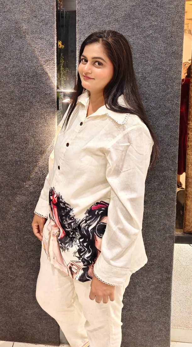 Neha, the beautician behind sNeha's Makeover